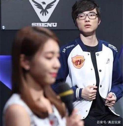 自莱万多夫 自莱万多夫