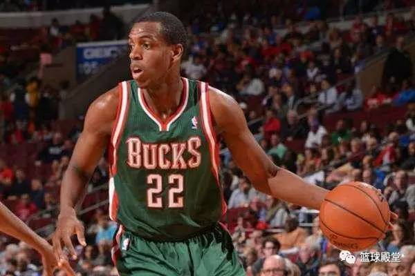 皇马均占据 皇马均占据