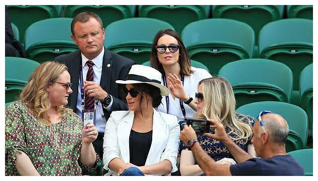 友撞墙配合 友撞墙配合